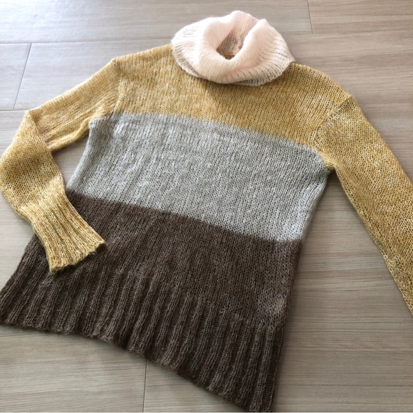 Anthropologie Knitted & Knotted Cowlneck Colorblock Turtleneck Sweater Sz Large - Picture 1 of 13